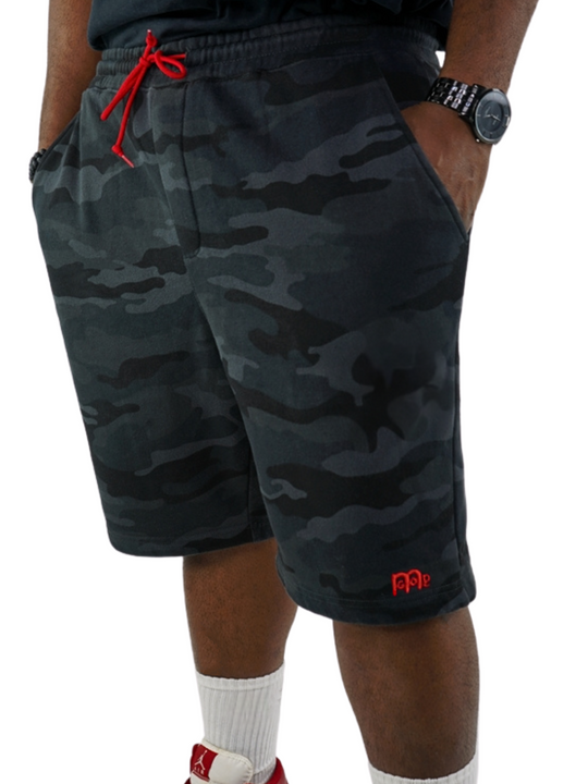 These actively casual GODinme shorts from our Romans 12 : 21 Collection come in a Black or Green Camouflage design. Complete with a bold embroidered logo and a shoestring draw cord in Red, to make a faithful statement wherever you go.